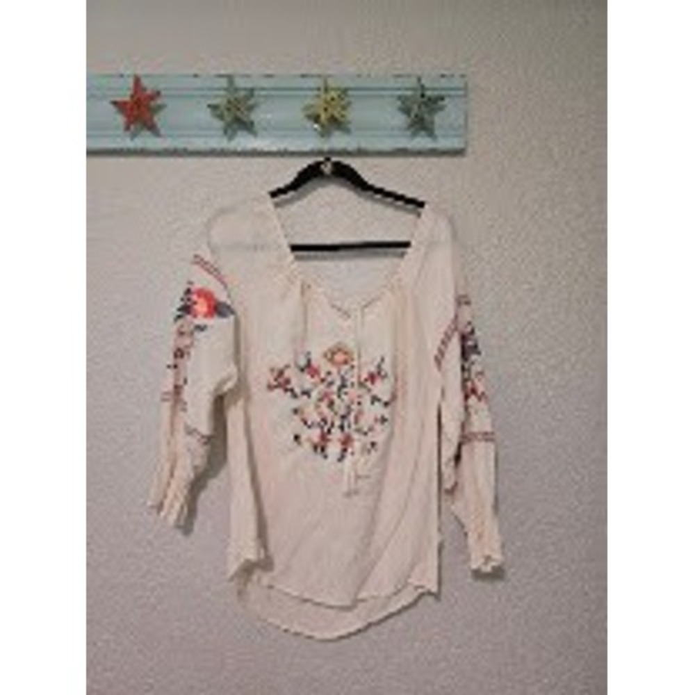 Entro Cream Embroidered Blouse